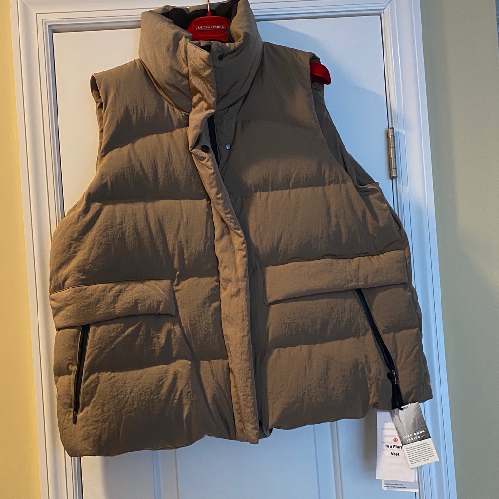 Lululemon Goose Down Logo Taupe Vest Nwt